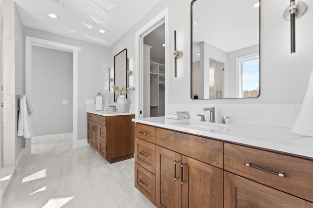 795 Irvin Lane SW, Rochester, MN 55902