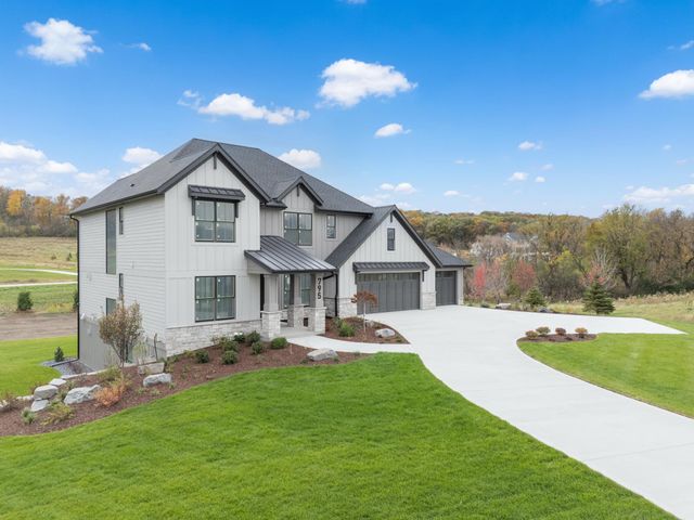 795 Irvin Lane SW, Rochester, MN 55902