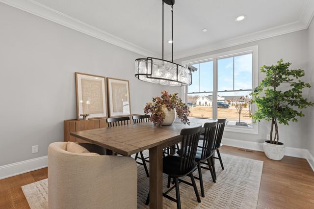 795 Irvin Lane SW, Rochester, MN 55902