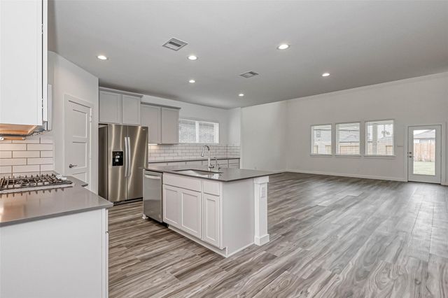 14315 Yellow Hawthorn Court, Conroe, TX 77384
