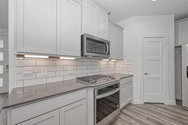 14315 Yellow Hawthorn Court, Conroe, TX 77384