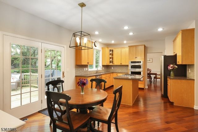 7 Watchung Dr, Bernards Twp., NJ 07920