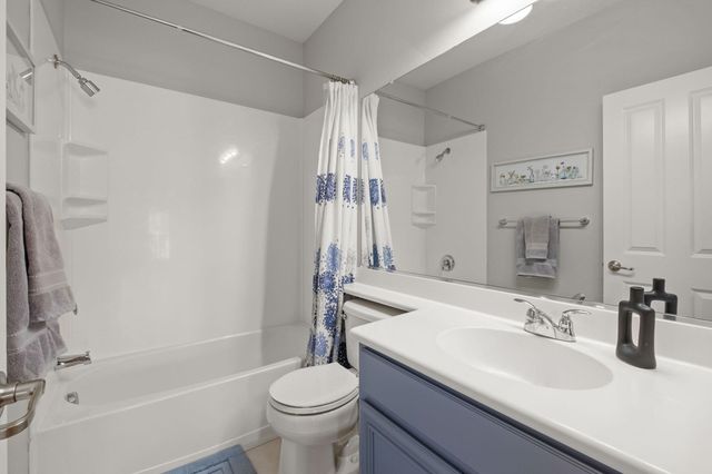 7742 Stoneleaf Rd, San Ramon, CA 94582