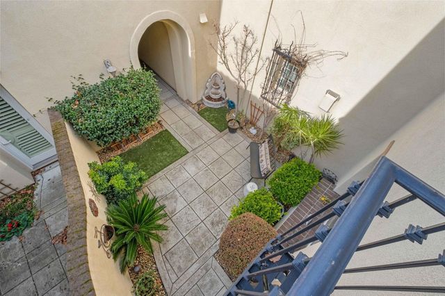 7742 Stoneleaf Rd, San Ramon, CA 94582