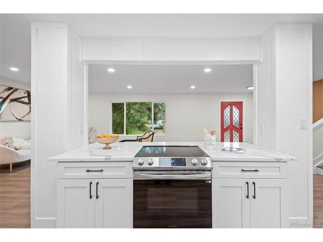 7345 E Hinsdale Pl, Centennial, CO 80112