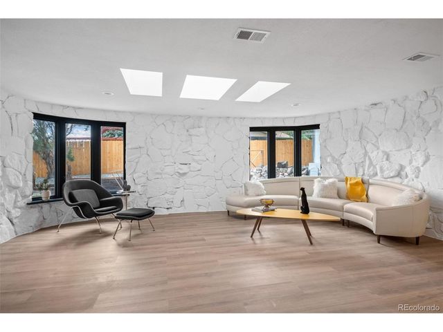 7345 E Hinsdale Pl, Centennial, CO 80112