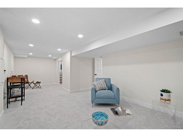 7345 E Hinsdale Pl, Centennial, CO 80112