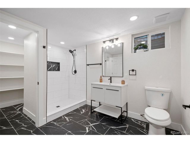 7345 E Hinsdale Pl, Centennial, CO 80112