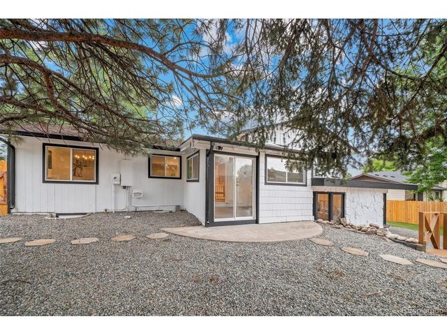 7345 E Hinsdale Pl, Centennial, CO 80112