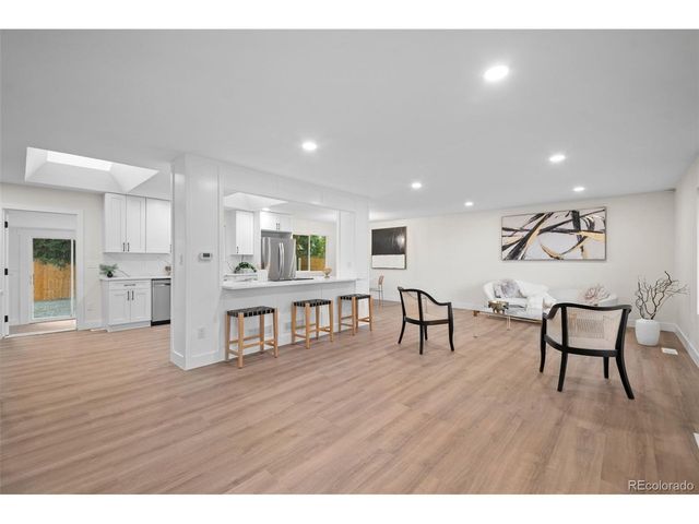 7345 E Hinsdale Pl, Centennial, CO 80112