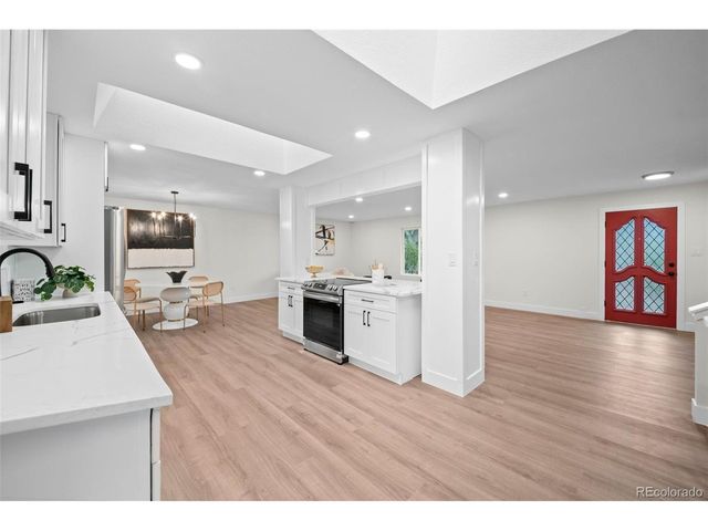7345 E Hinsdale Pl, Centennial, CO 80112