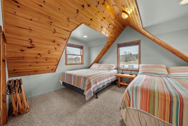 9351 E 50 Road, Cadillac, MI 49601