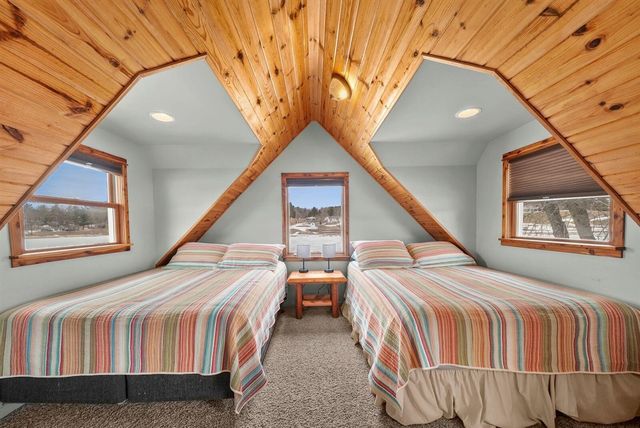 9351 E 50 Road, Cadillac, MI 49601