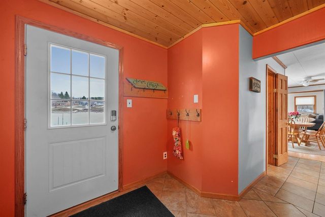 9351 E 50 Road, Cadillac, MI 49601