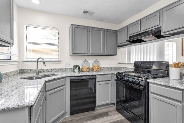 11805 S Eloise, Balch Springs, TX 75180
