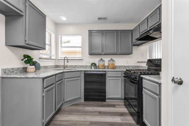 11805 S Eloise, Balch Springs, TX 75180