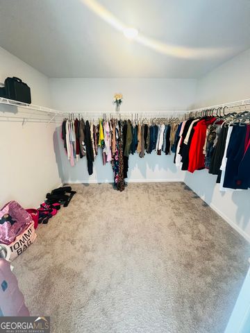 1040 Shadow Glen Drive, Fairburn, GA 30213