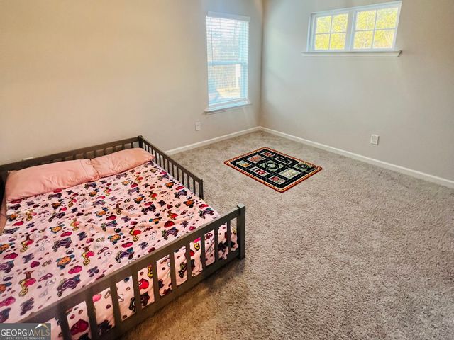 1040 Shadow Glen Drive, Fairburn, GA 30213