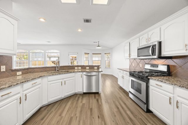 1306 Lou Gehrig LN, Round Rock, TX 78665