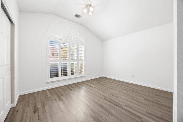 1306 Lou Gehrig LN, Round Rock, TX 78665