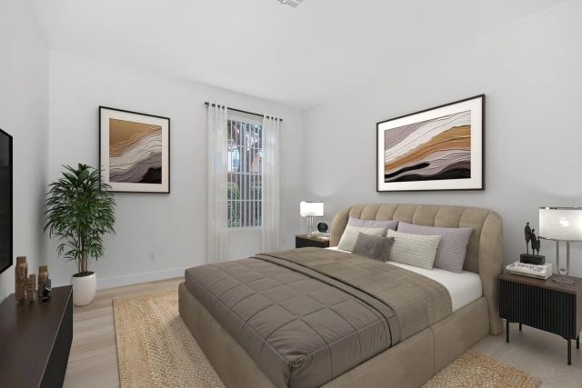 10921 Sabre Hill Dr 375, San Diego, CA 92128