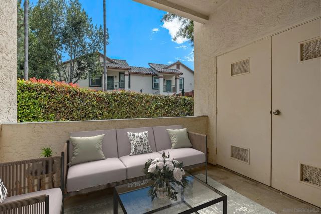 10921 Sabre Hill Dr 375, San Diego, CA 92128