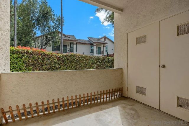 10921 Sabre Hill Dr 375, San Diego, CA 92128