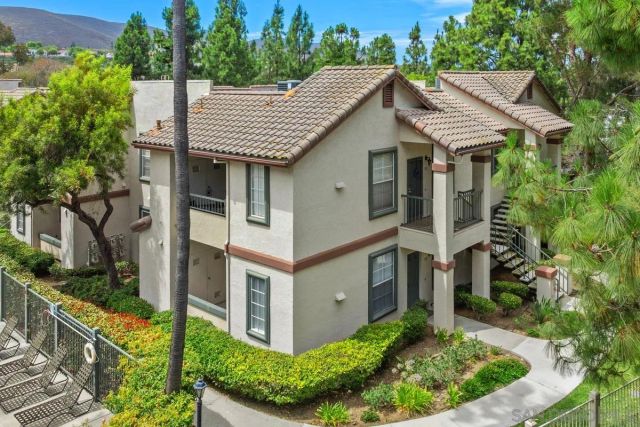 10921 Sabre Hill Dr 375, San Diego, CA 92128