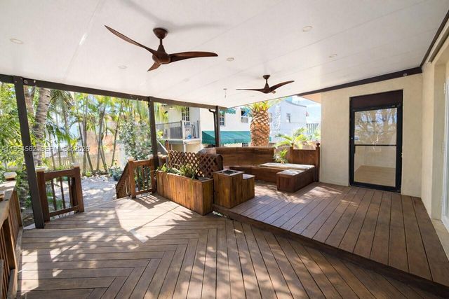 2264 SW 16th Ter A, Miami, FL 33145