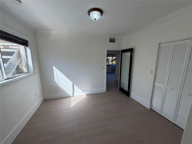 2264 SW 16th Ter A, Miami, FL 33145