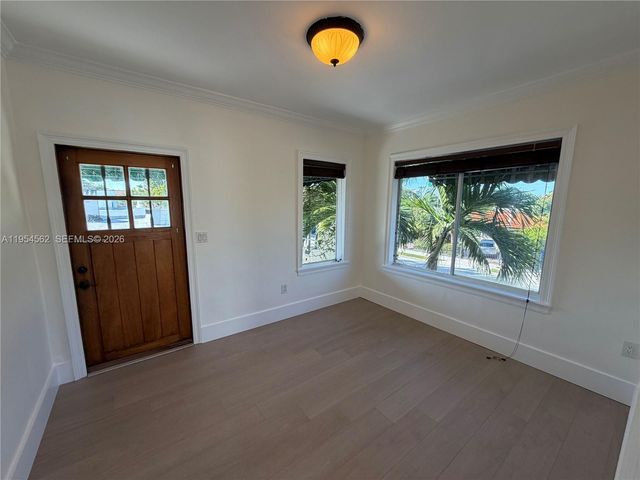 2264 SW 16th Ter A, Miami, FL 33145