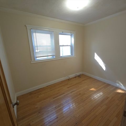 10-12 Alcott Park 10, Malden, MA 02148
