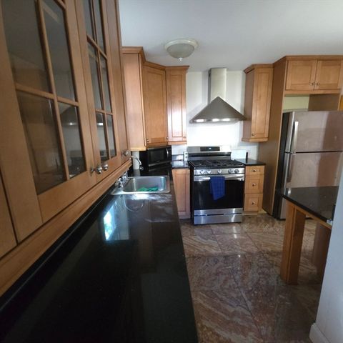10-12 Alcott Park 10, Malden, MA 02148