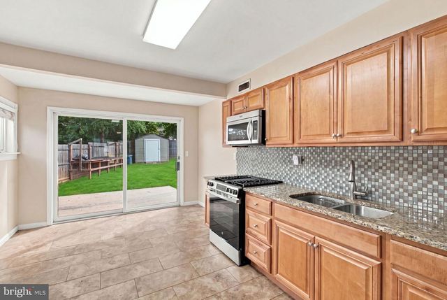 122 STRATFORD AVE, Ewing, NJ 08618