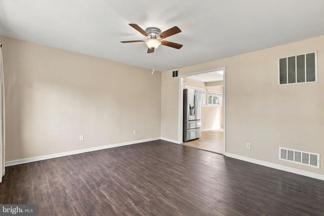122 STRATFORD AVE, Ewing, NJ 08618