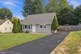 122 STRATFORD AVE, Ewing, NJ 08618