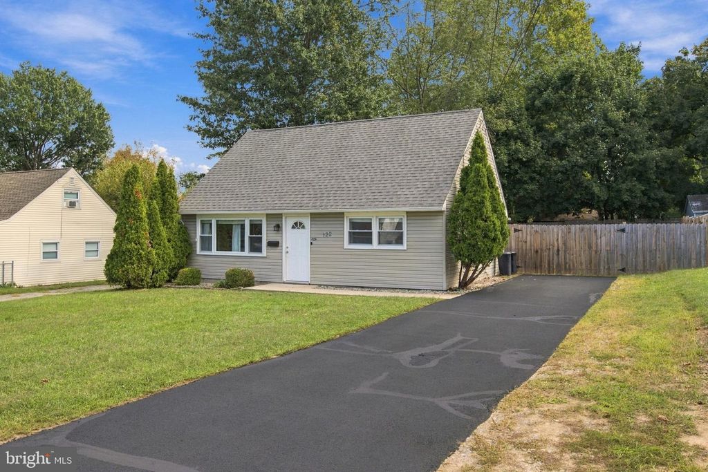 122 STRATFORD AVE, Ewing, NJ 08618 — exterior