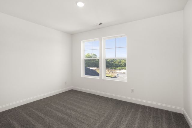 1559 Oaks Springs Drive, Columbia, TN 38401