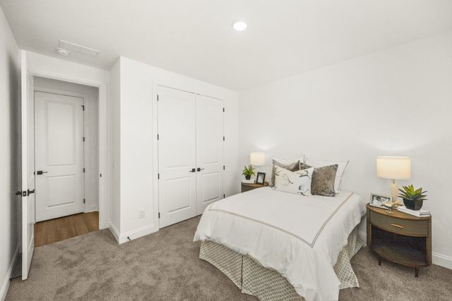1559 Oaks Springs Drive, Columbia, TN 38401
