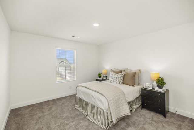 1559 Oaks Springs Drive, Columbia, TN 38401