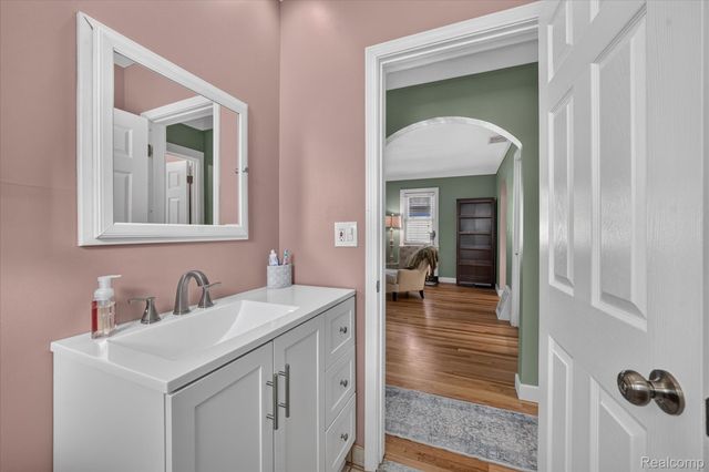 4369 Richalva Court, Waterford Charter Township, MI 48329