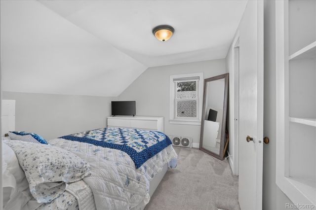 4369 Richalva Court, Waterford Charter Township, MI 48329