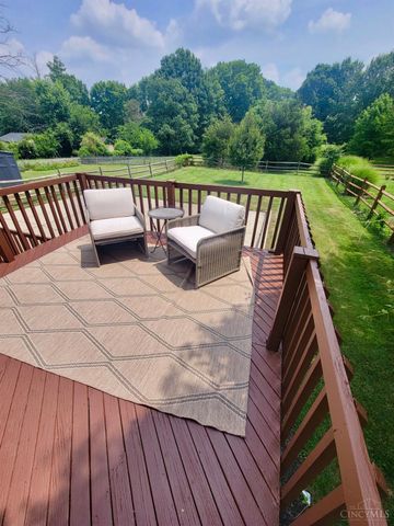 966 Summit Avenue, Glendale, OH 45246