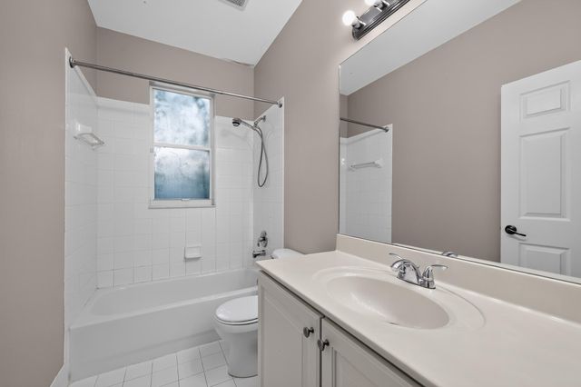8481 Vía D Oro, Boca Raton, FL 33433