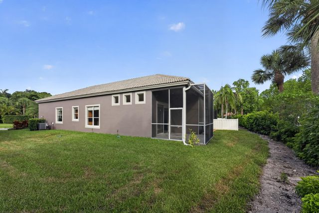 8481 Vía D Oro, Boca Raton, FL 33433