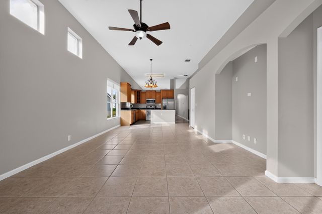 8481 Vía D Oro, Boca Raton, FL 33433