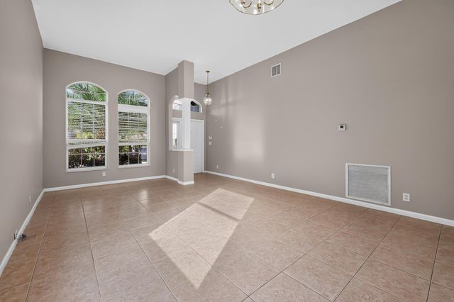 8481 Vía D Oro, Boca Raton, FL 33433