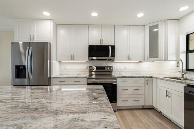 5300 Highway A1a 408, Indian River Shores, FL 32963