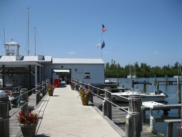 5300 Highway A1a 408, Indian River Shores, FL 32963