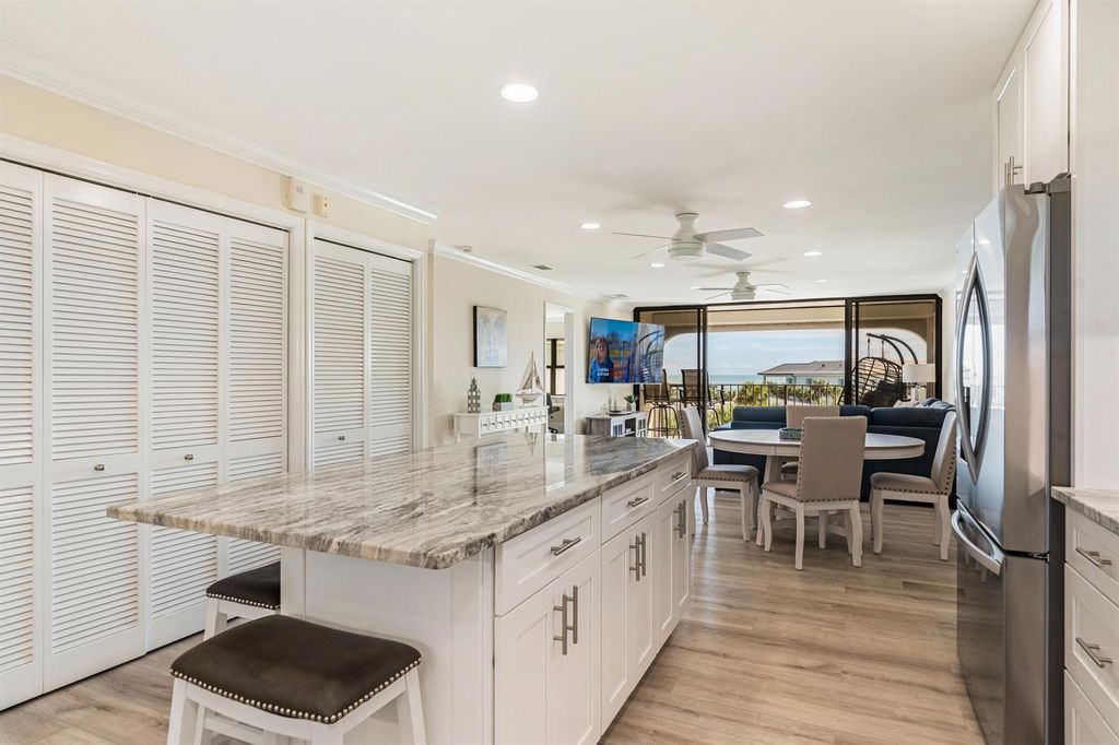 5300 Highway A1a 408, Indian River Shores, FL 32963